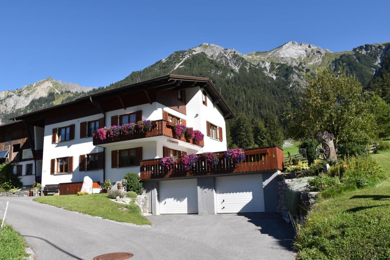 Hof Kurzamann Apartment Klosterle am Arlberg Exterior photo